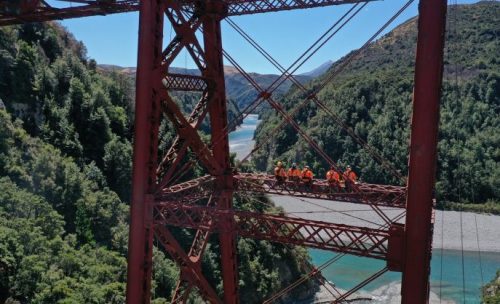 Abseil Access rope access bridge maintenace and working at height.