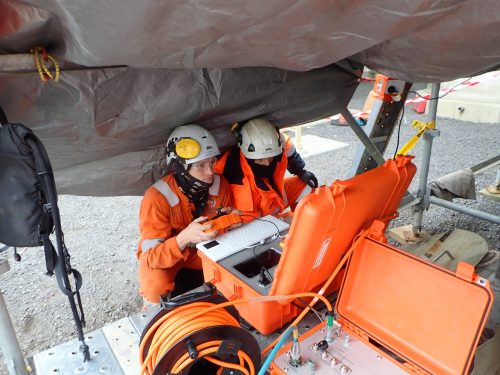 RDVI technicians on an LNG facility conducting Hydrocarbon atmosphere inspections using specialist systems and tooling